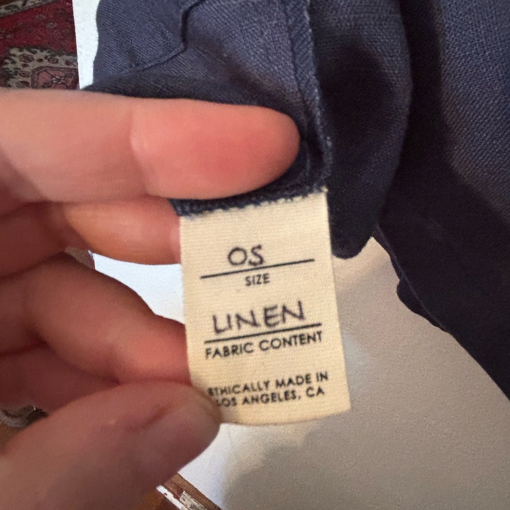 Two days off linen top - Picture 6 of 8